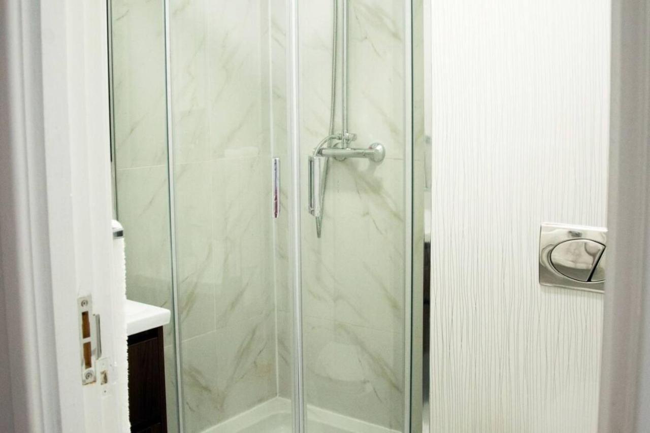 Hotel Oyo Belvoir 3*